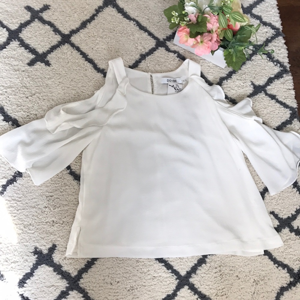 Do+Be half sleeve, open shoulder